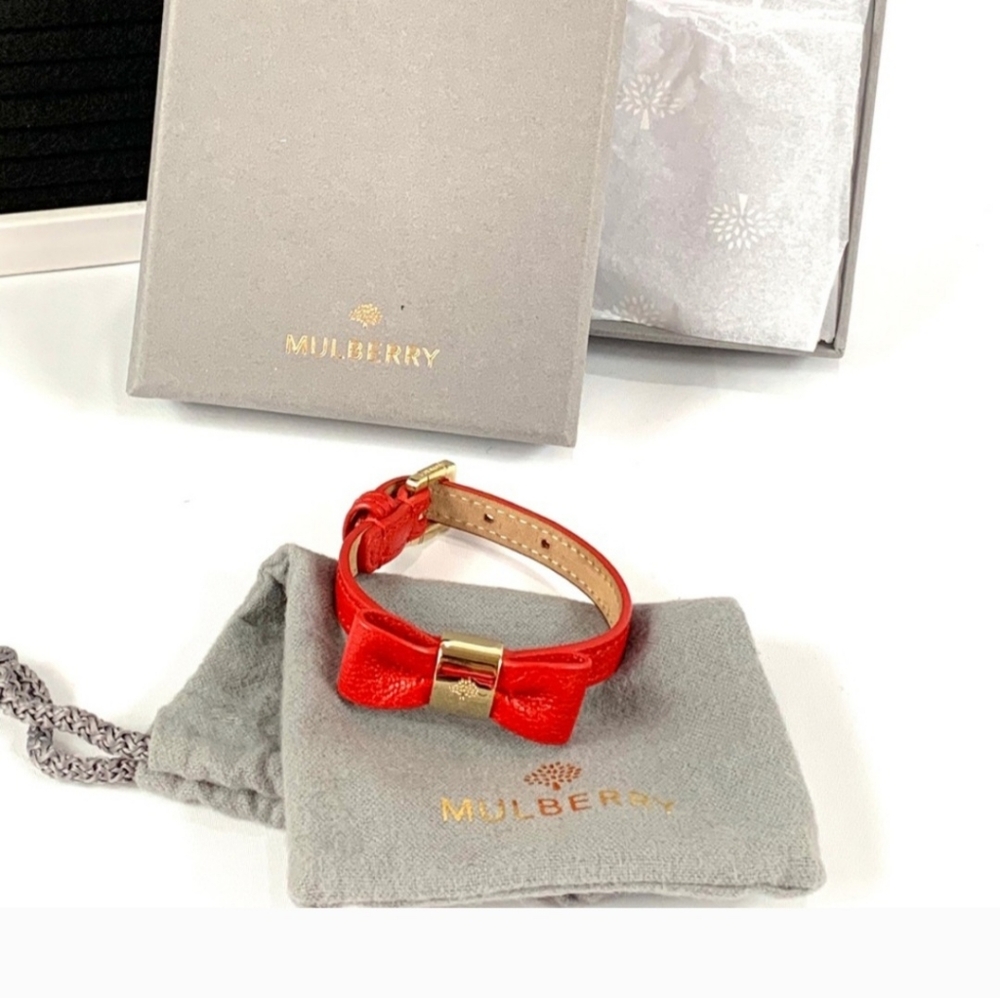 NWOT Mulberry Alexa Red leather bow bracelet.